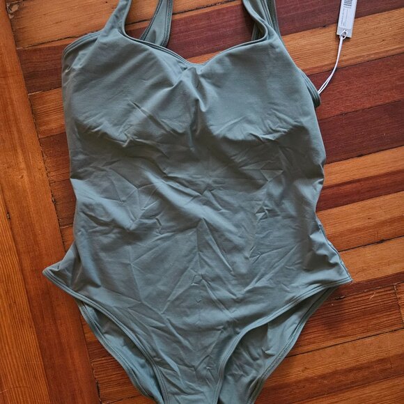 Everlane 1-Piece Sage Swimsuit Size Large, NWT - Picture 1 of 8